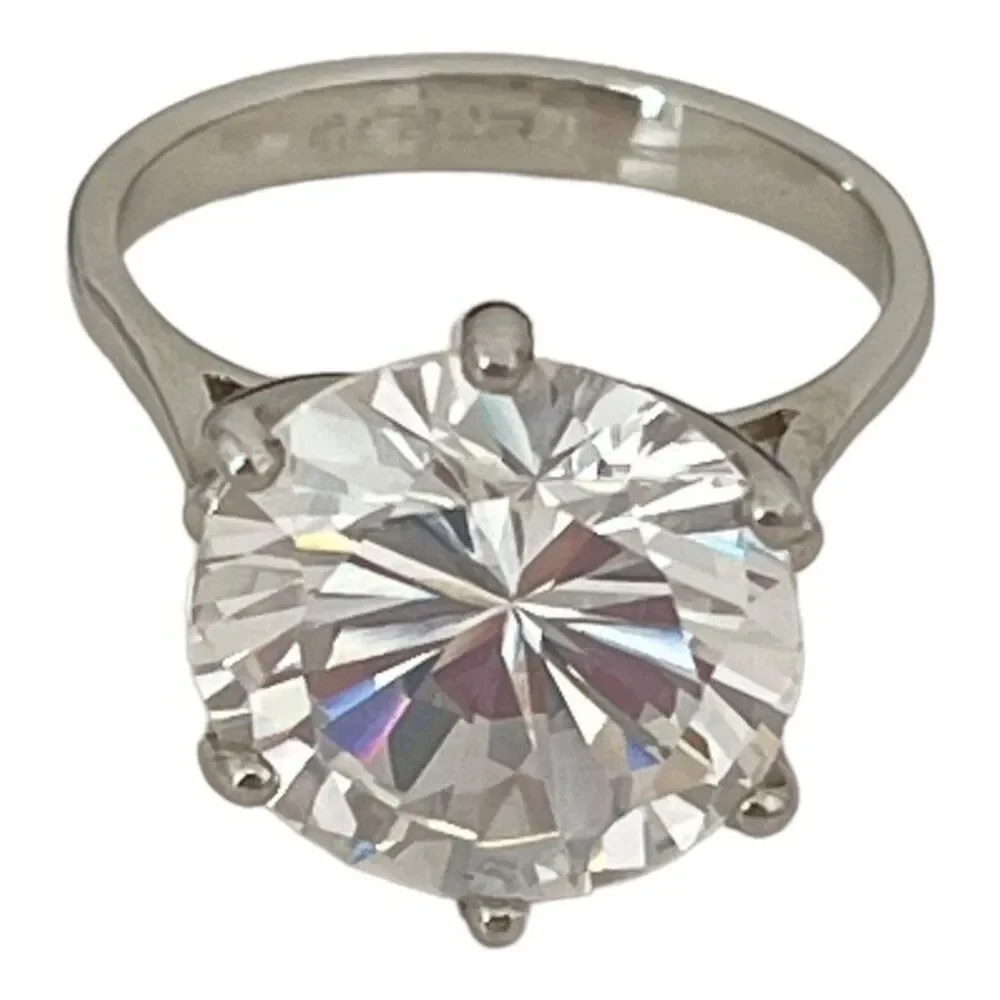 Vintage 1970s Ring Size 6 Uncas CZ Solitaire Round Cut White Gold Plated - 14S
